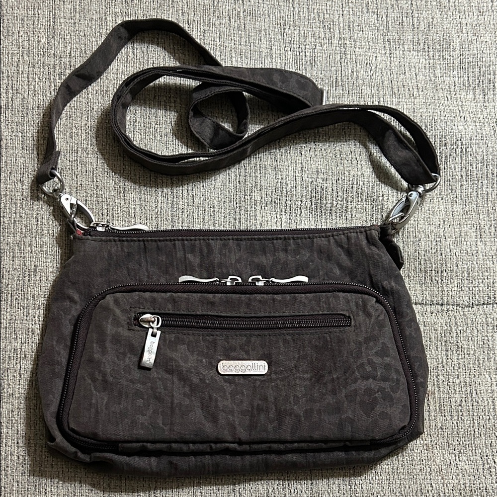 Baggallini Crossbody